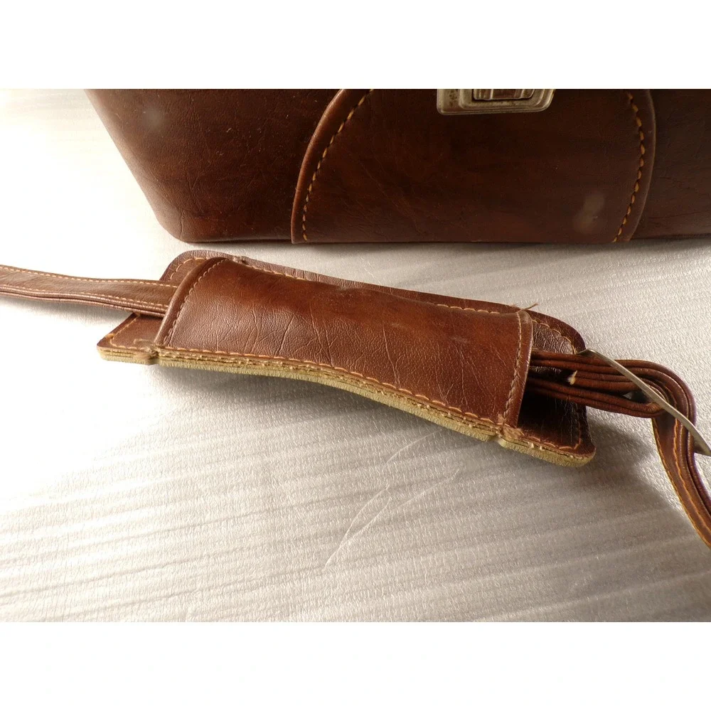 Unbranded vintage hard